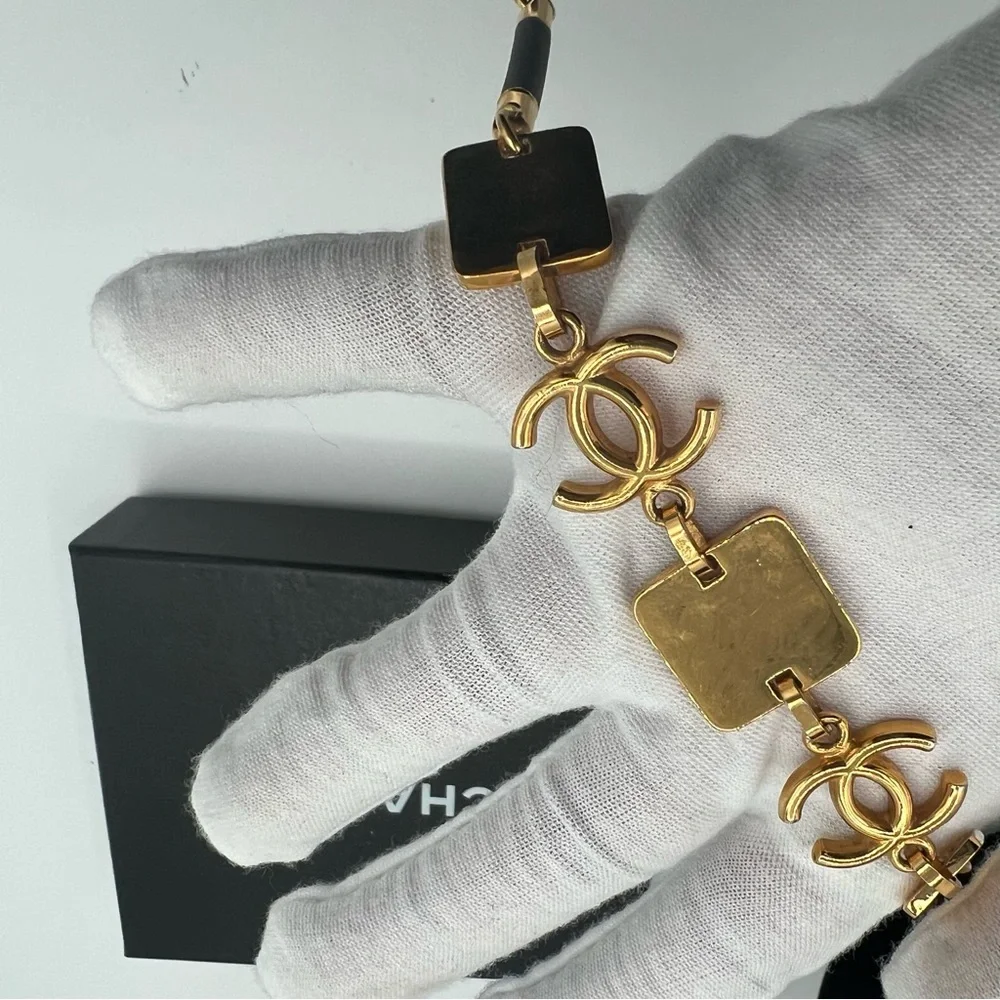 Chanel CC 24k GP bracelet in box - Picture 6 of 9